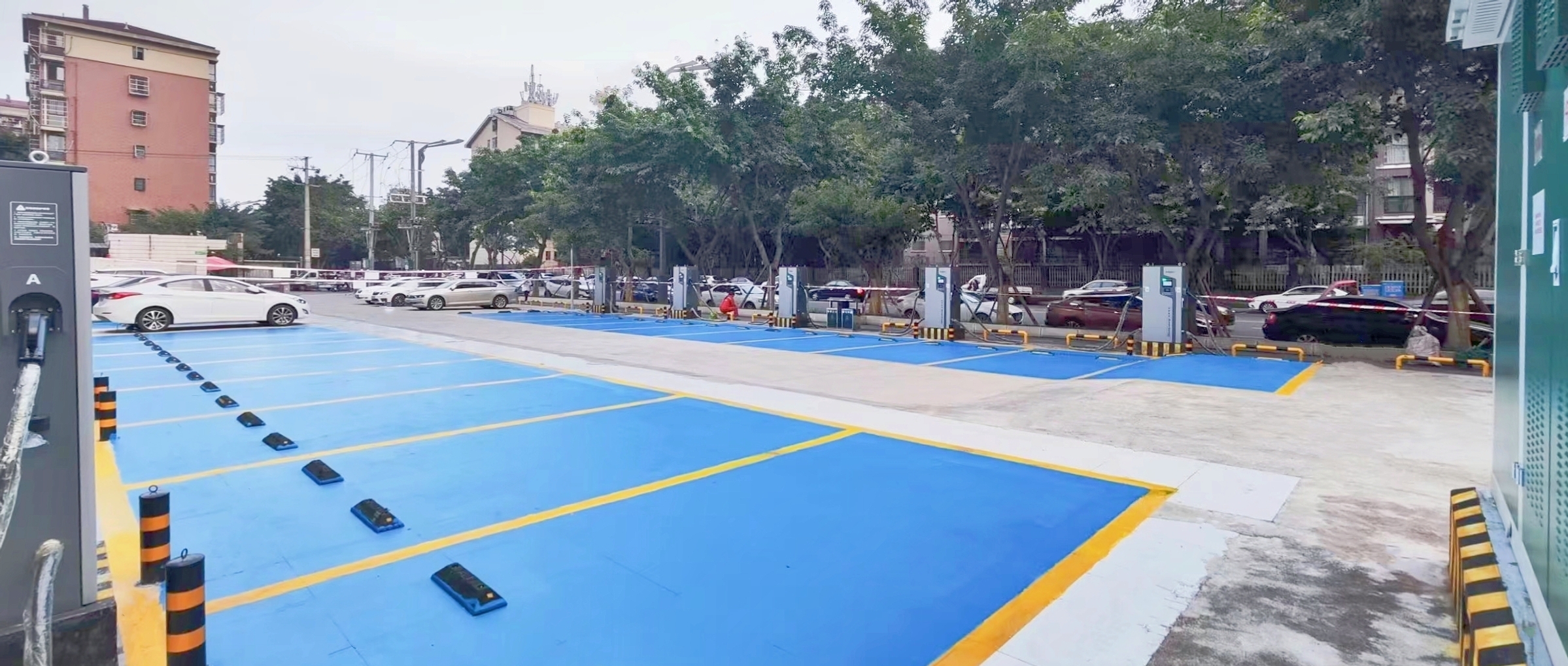 綿陽涪城區(qū)沃輪楓景398充電站